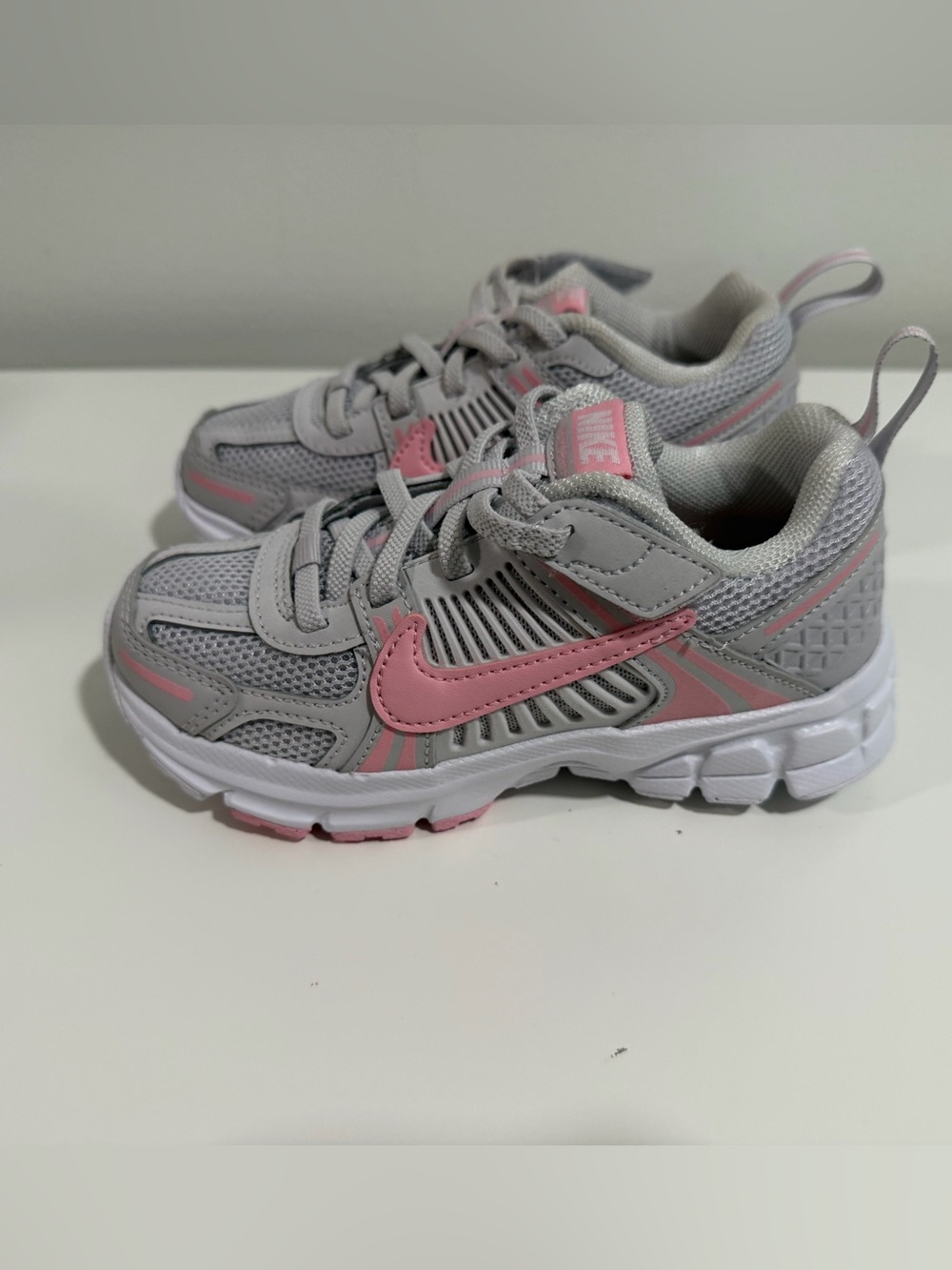 Nike Vomero 5 Kids' Grey and Pink Athletic Sneakers size 11c